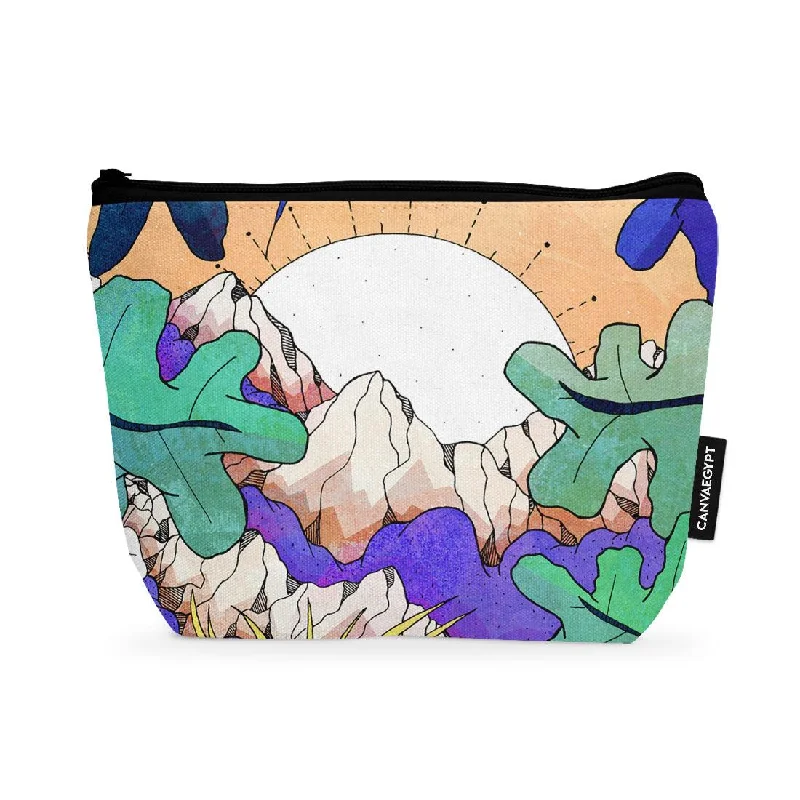 Makeup Pouch Jungle mountains