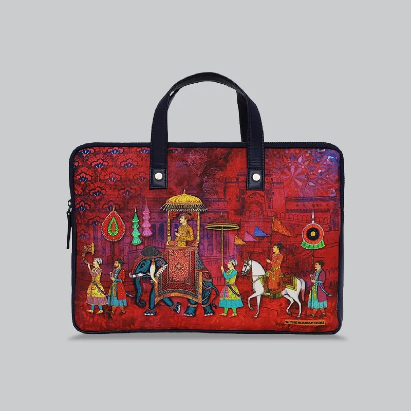 King Procession Laptop Bag